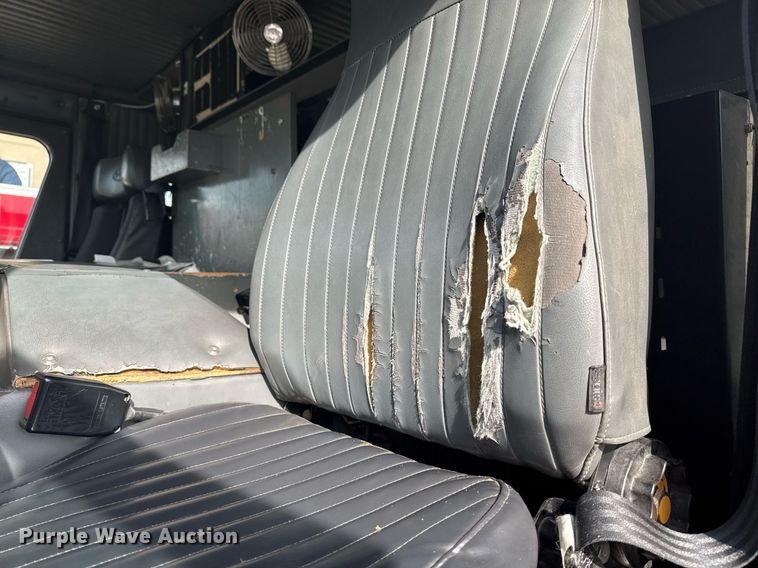 image for item DO7601 1995 Emergency One 1500 pumper fire truck