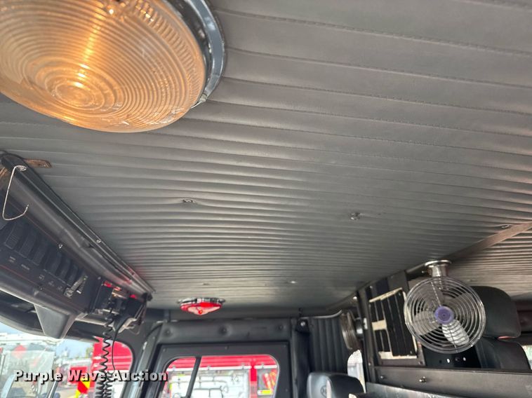 image for item DO7601 1995 Emergency One 1500 pumper fire truck