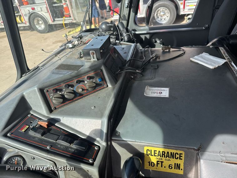 image for item DO7601 1995 Emergency One 1500 pumper fire truck