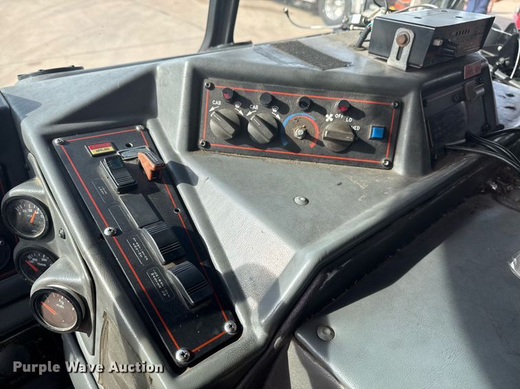 image for item DO7601 1995 Emergency One 1500 pumper fire truck