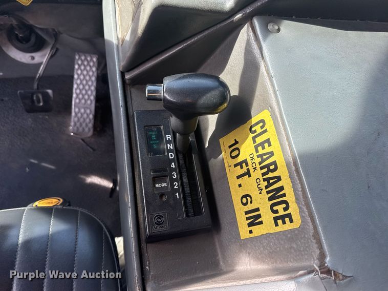 image for item DO7601 1995 Emergency One 1500 pumper fire truck