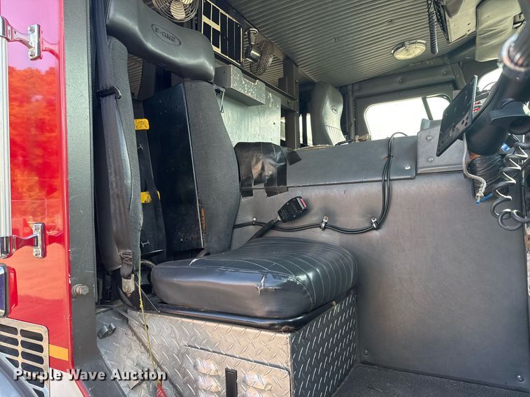 image for item DO7601 1995 Emergency One 1500 pumper fire truck