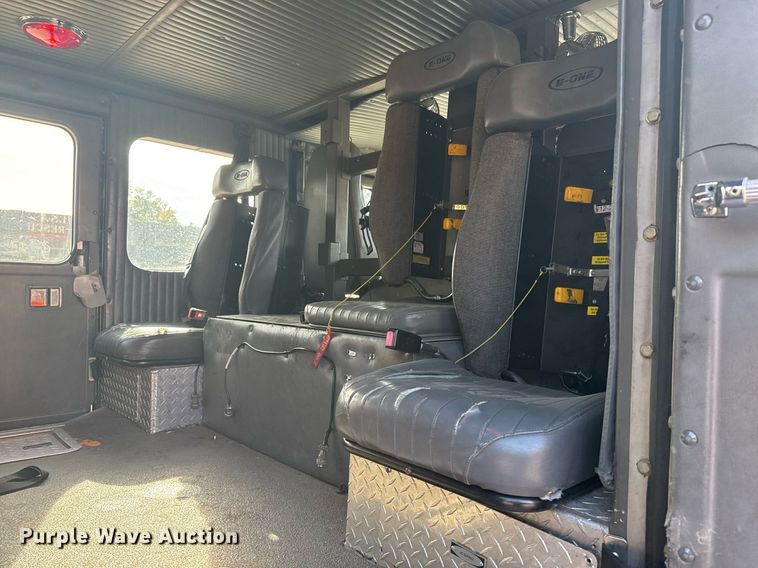 image for item DO7601 1995 Emergency One 1500 pumper fire truck