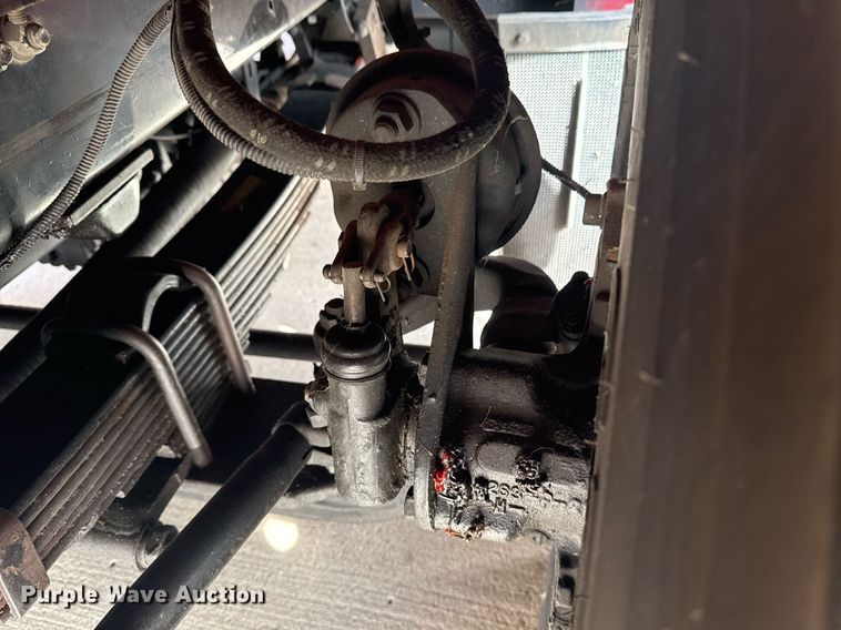 image for item DO7601 1995 Emergency One 1500 pumper fire truck