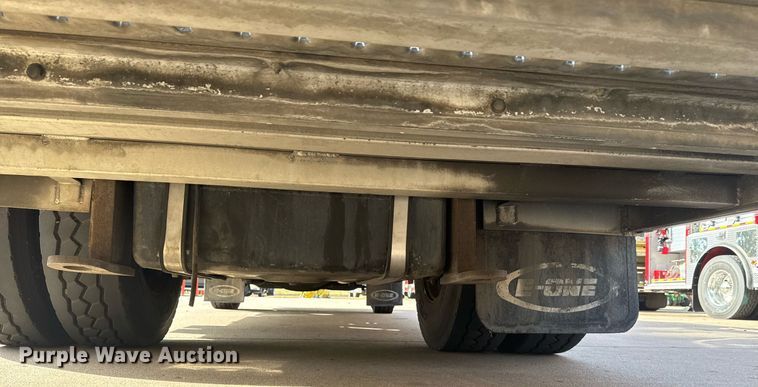 image for item DO7601 1995 Emergency One 1500 pumper fire truck