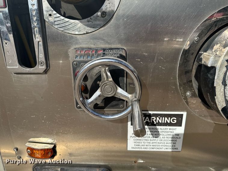 image for item DO7602 2007 Spartan Gladiator pumper fire truck