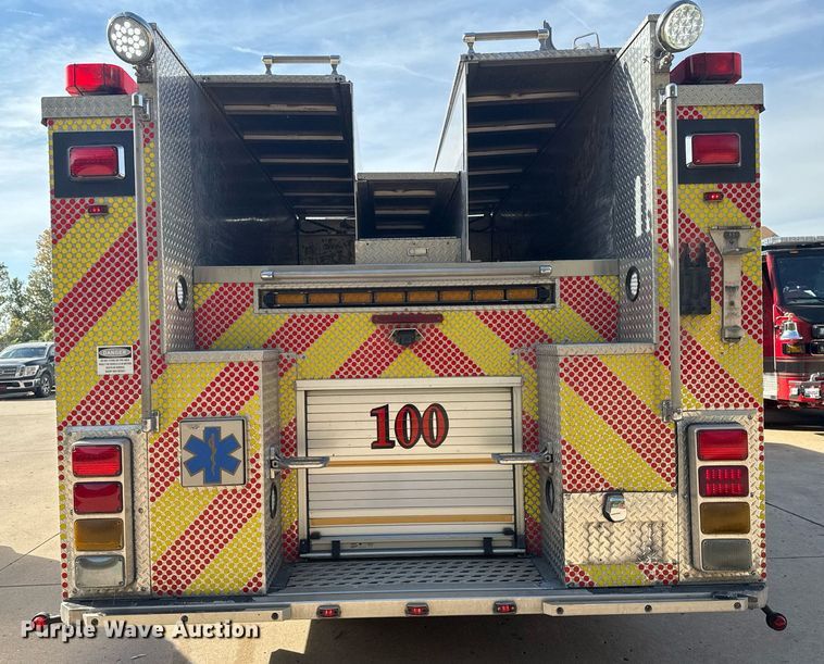 image for item DO7602 2007 Spartan Gladiator pumper fire truck