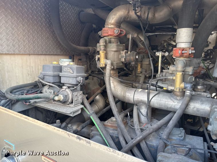 image for item DO7602 2007 Spartan Gladiator pumper fire truck