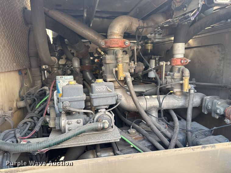 image for item DO7602 2007 Spartan Gladiator pumper fire truck