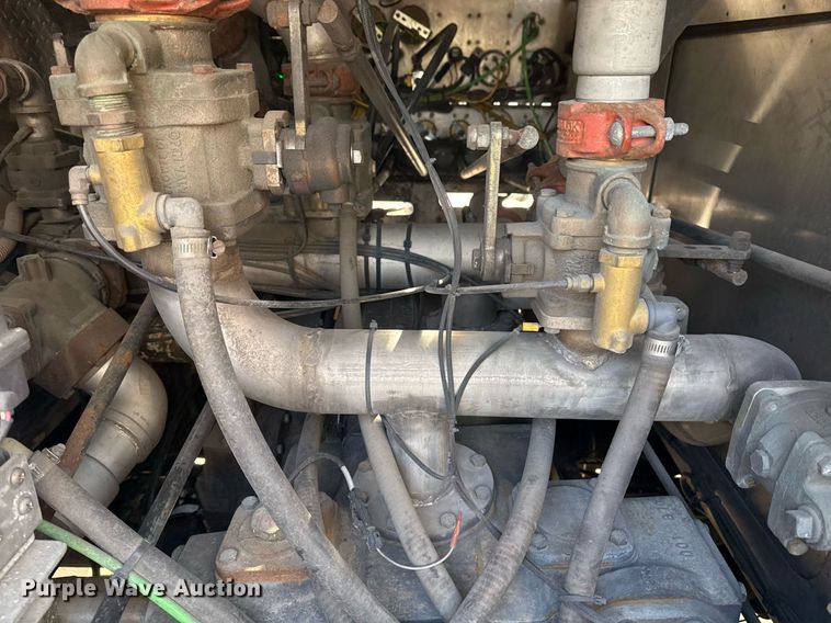 image for item DO7602 2007 Spartan Gladiator pumper fire truck