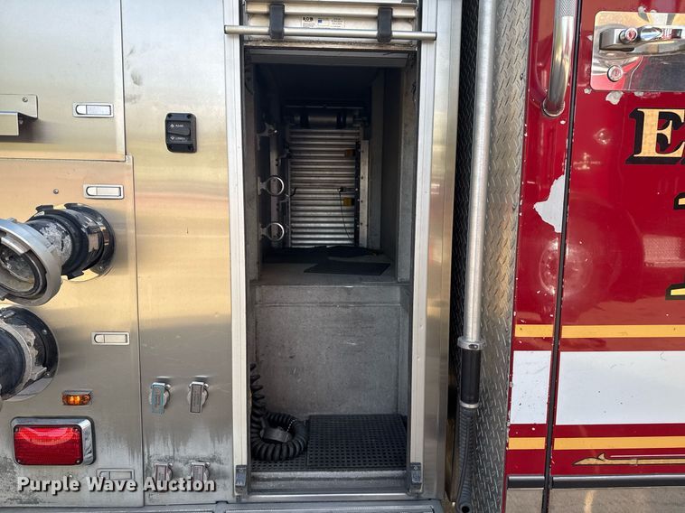 image for item DO7602 2007 Spartan Gladiator pumper fire truck