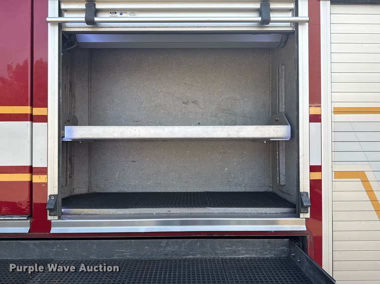 image for item DO7602 2007 Spartan Gladiator pumper fire truck