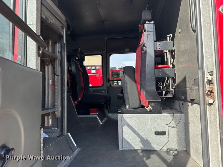 image for item DO7602 2007 Spartan Gladiator pumper fire truck