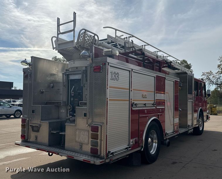 image for item DO7603 2005 Spartan Gladiator Crimson ladder fire truck