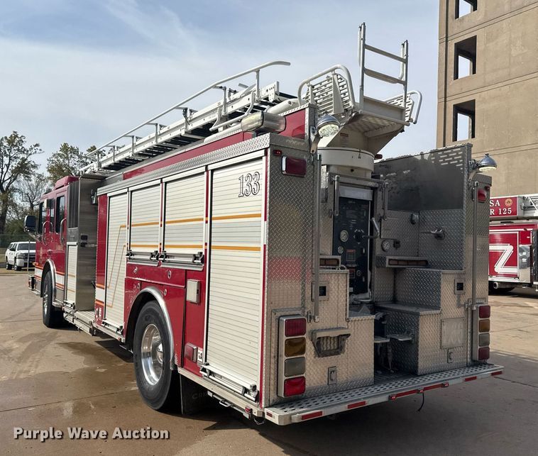 image for item DO7603 2005 Spartan Gladiator Crimson ladder fire truck