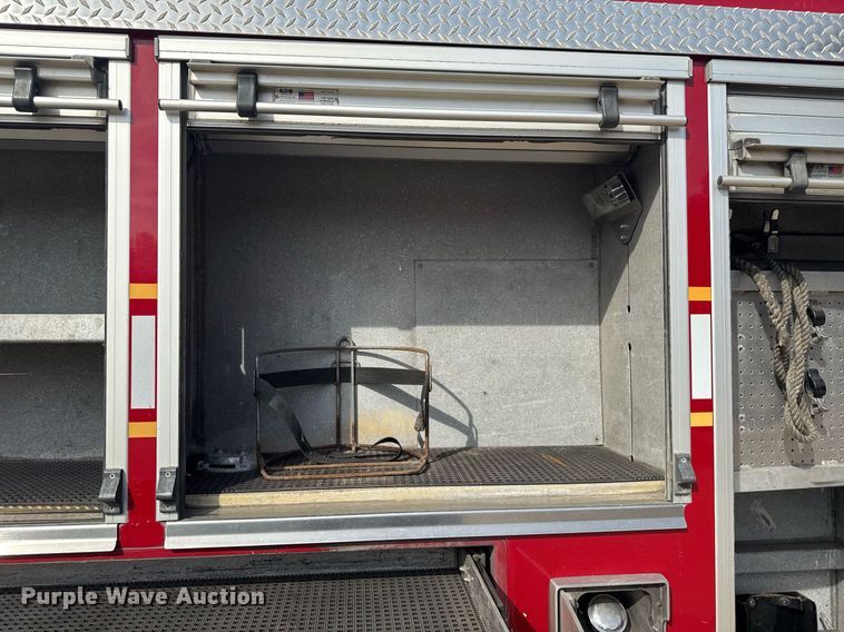 image for item DO7603 2005 Spartan Gladiator Crimson ladder fire truck