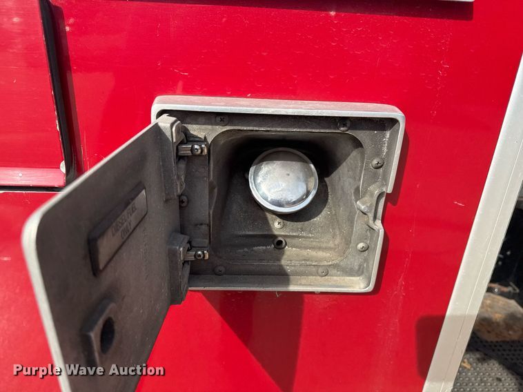 image for item DO7603 2005 Spartan Gladiator Crimson ladder fire truck