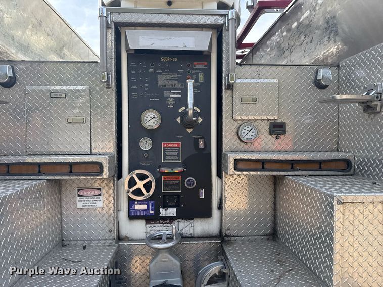 image for item DO7603 2005 Spartan Gladiator Crimson ladder fire truck