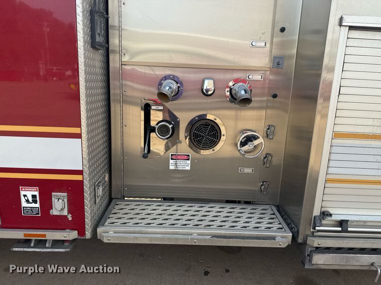 image for item DO7603 2005 Spartan Gladiator Crimson ladder fire truck