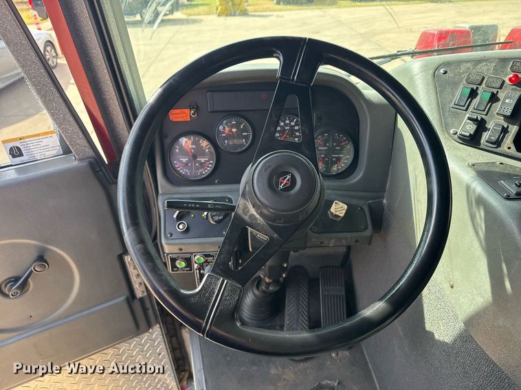 image for item DO7603 2005 Spartan Gladiator Crimson ladder fire truck