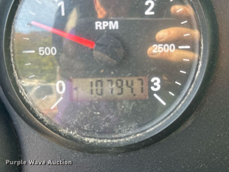 image for item DO7603 2005 Spartan Gladiator Crimson ladder fire truck