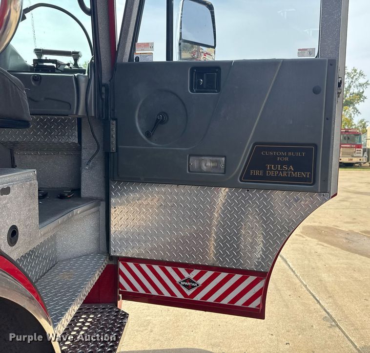 image for item DO7603 2005 Spartan Gladiator Crimson ladder fire truck