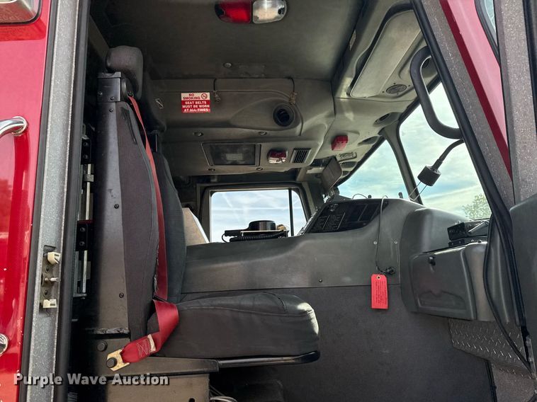 image for item DO7603 2005 Spartan Gladiator Crimson ladder fire truck