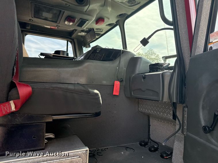 image for item DO7603 2005 Spartan Gladiator Crimson ladder fire truck