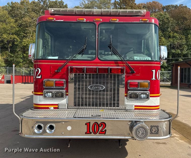 image for item DO7604 2001 Spartan pumper fire truck