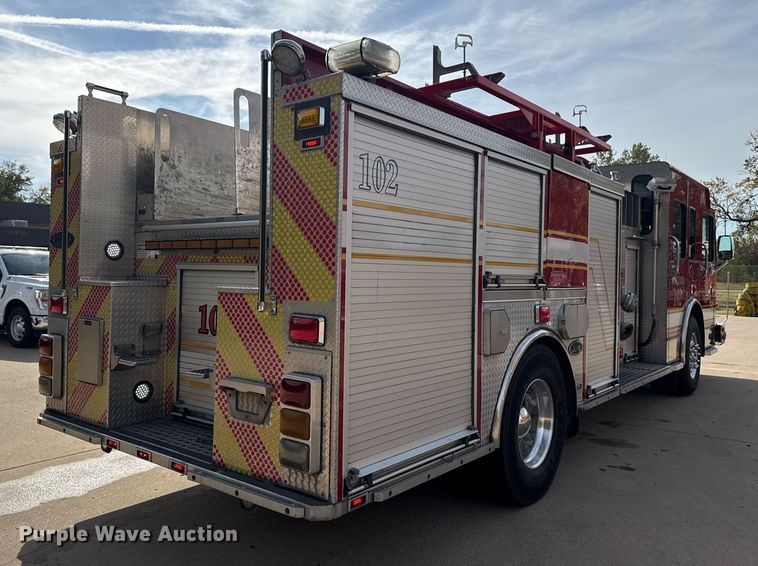 image for item DO7604 2001 Spartan pumper fire truck
