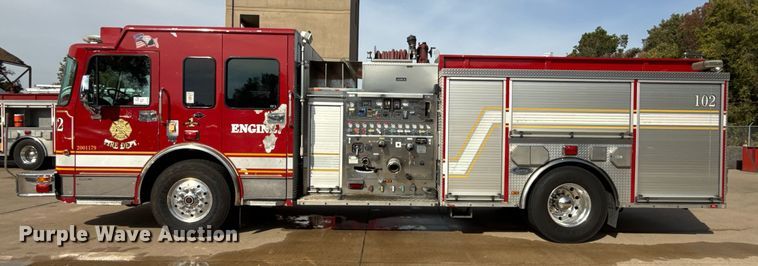 image for item DO7604 2001 Spartan pumper fire truck