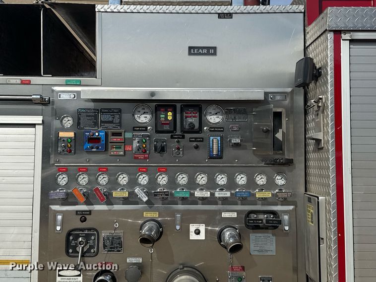 image for item DO7604 2001 Spartan pumper fire truck