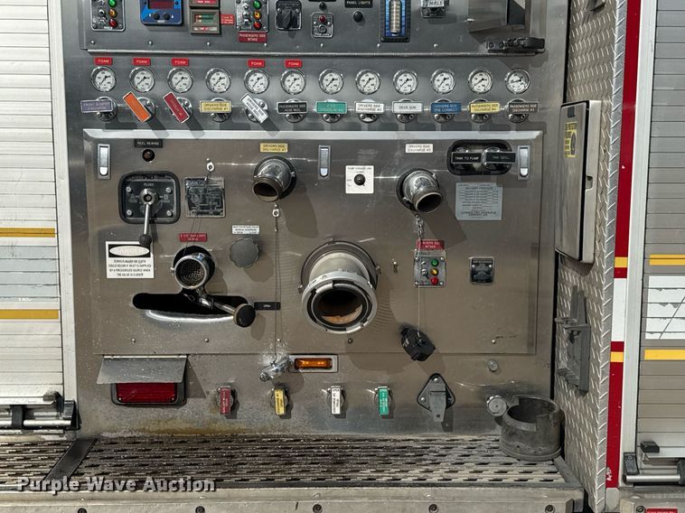 image for item DO7604 2001 Spartan pumper fire truck