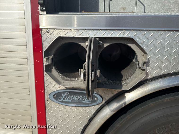 image for item DO7604 2001 Spartan pumper fire truck