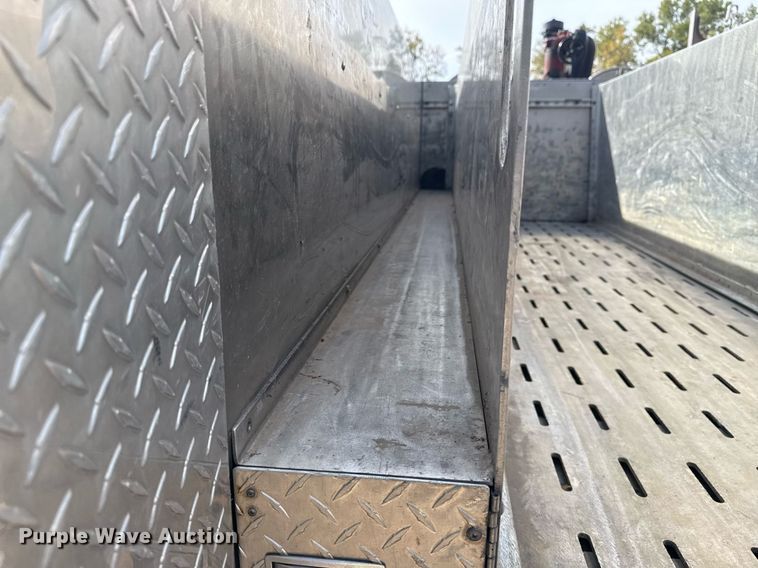 image for item DO7604 2001 Spartan pumper fire truck