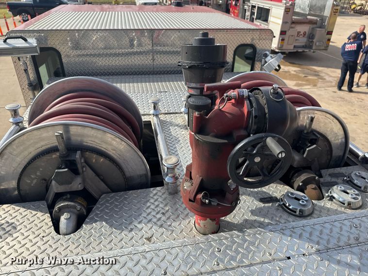 image for item DO7604 2001 Spartan pumper fire truck