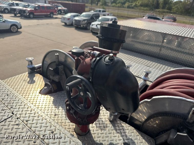 image for item DO7604 2001 Spartan pumper fire truck