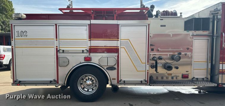 image for item DO7604 2001 Spartan pumper fire truck