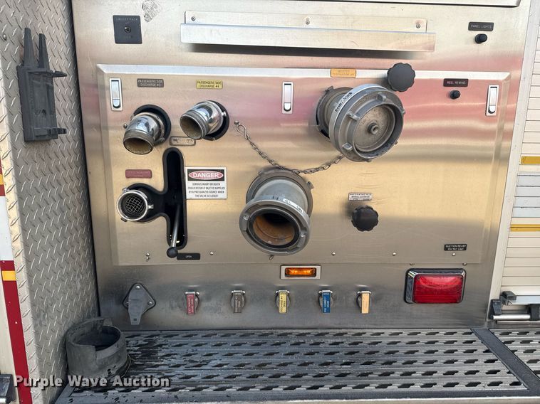 image for item DO7604 2001 Spartan pumper fire truck