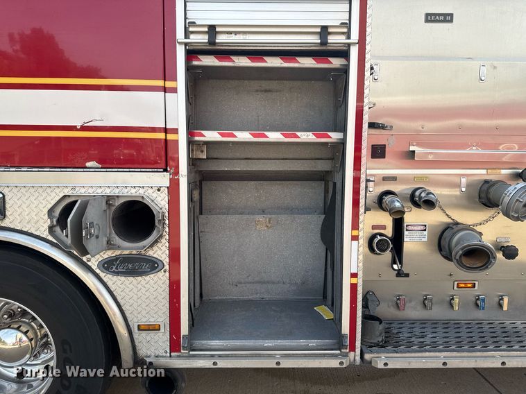 image for item DO7604 2001 Spartan pumper fire truck