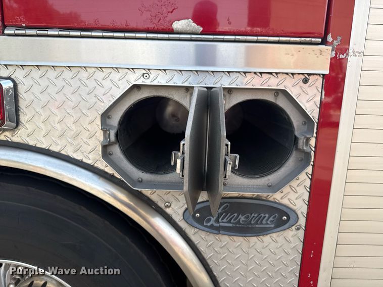 image for item DO7604 2001 Spartan pumper fire truck