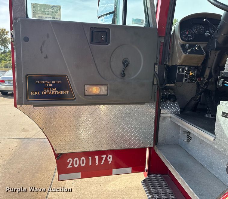 image for item DO7604 2001 Spartan pumper fire truck