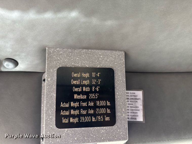 image for item DO7604 2001 Spartan pumper fire truck