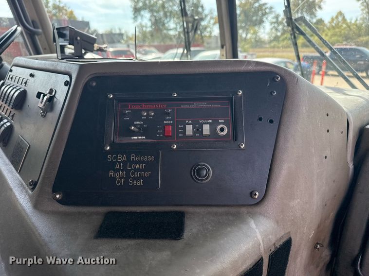 image for item DO7604 2001 Spartan pumper fire truck