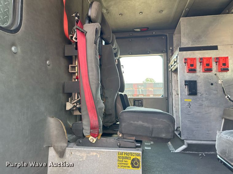 image for item DO7604 2001 Spartan pumper fire truck