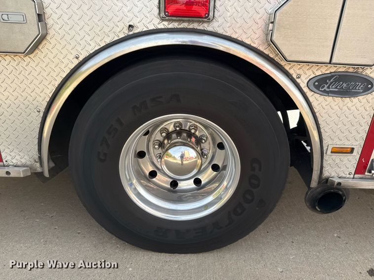 image for item DO7604 2001 Spartan pumper fire truck