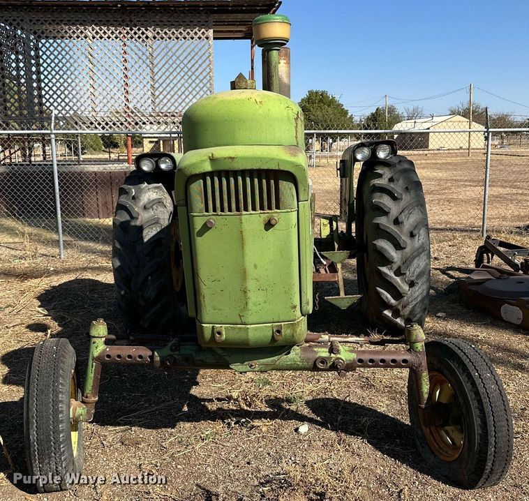 image for item DP5915 John Deere 4020 tractor
