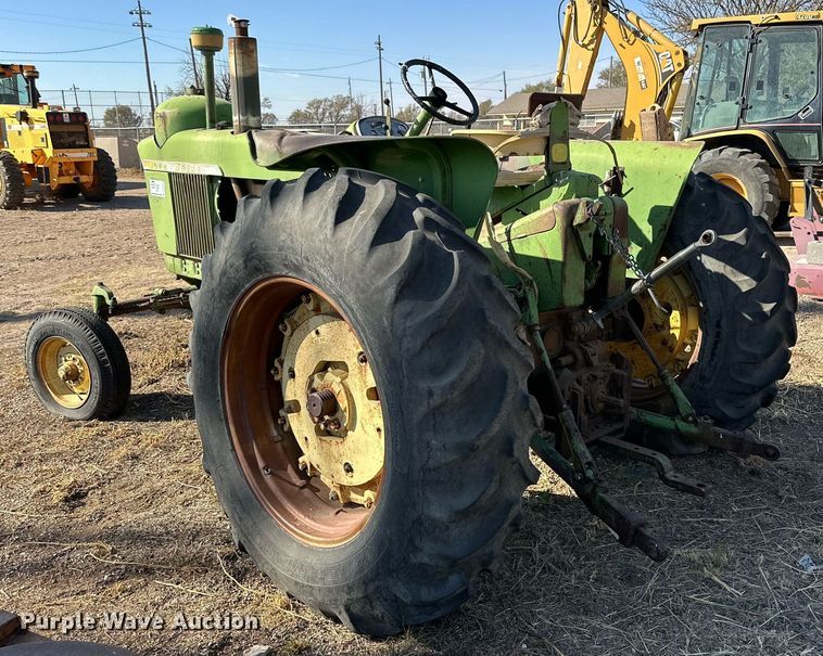 image for item DP5915 John Deere 4020 tractor