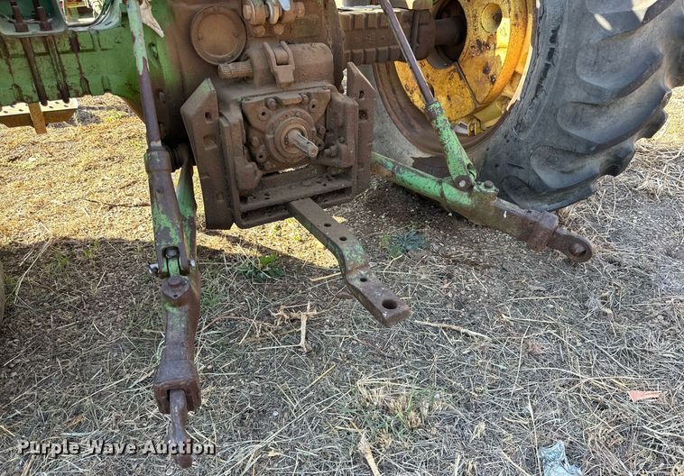 image for item DP5915 John Deere 4020 tractor