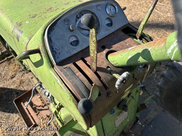 image for item DP5915 John Deere 4020 tractor